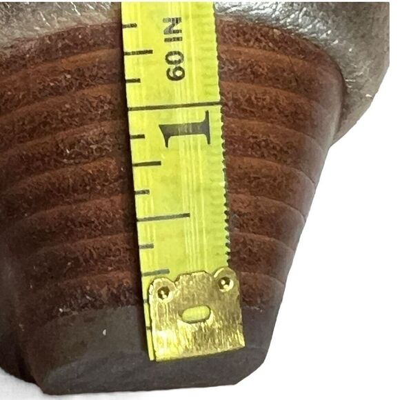 Coach Women's Metallic Low Heel Thong Strap Sandals Gold Size 9B - Picture 7 of 8